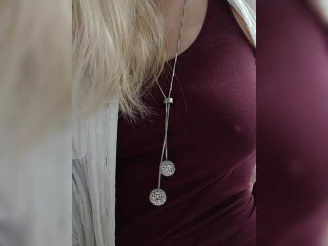 Tata42's BongaCams show and profile