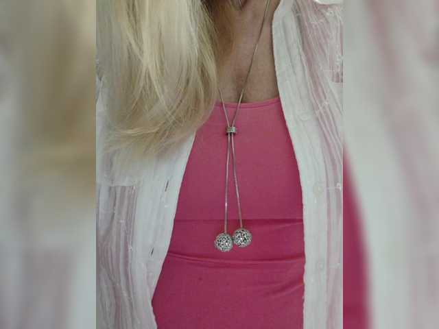 Tata42's BongaCams show and profile