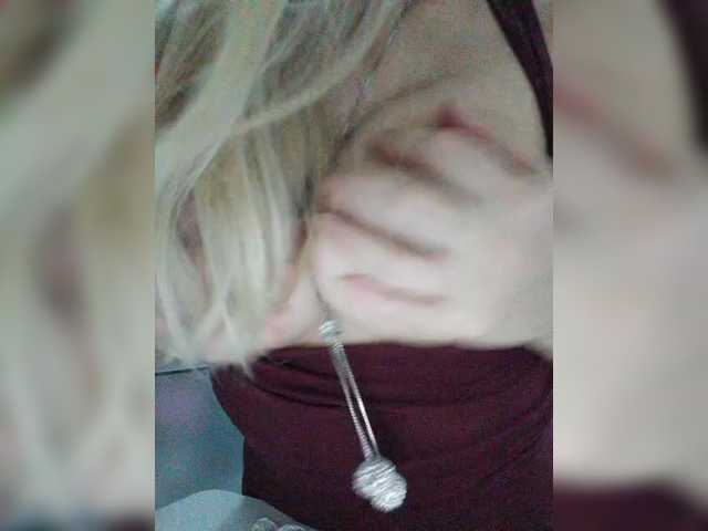 Tata42's BongaCams show and profile