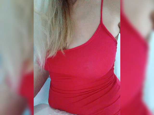 Tata42's BongaCams show and profile