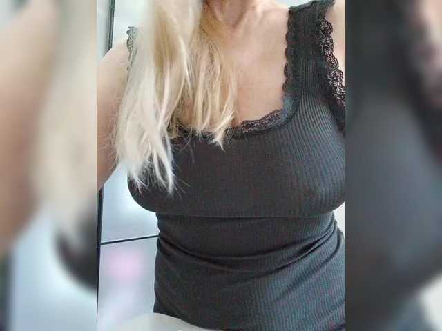 Tata42's BongaCams show and profile