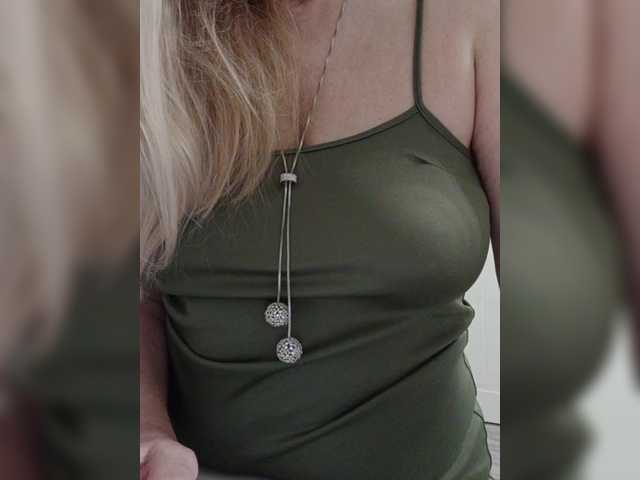 Tata42 from BongaCams is Freechat