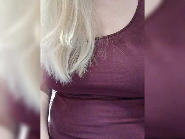 Tata42's BongaCams show and profile