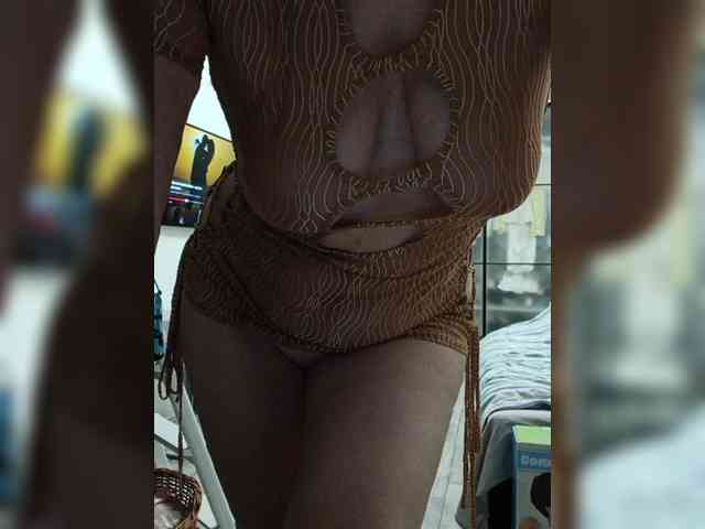 Tata42 Live Webcam on BongaCams