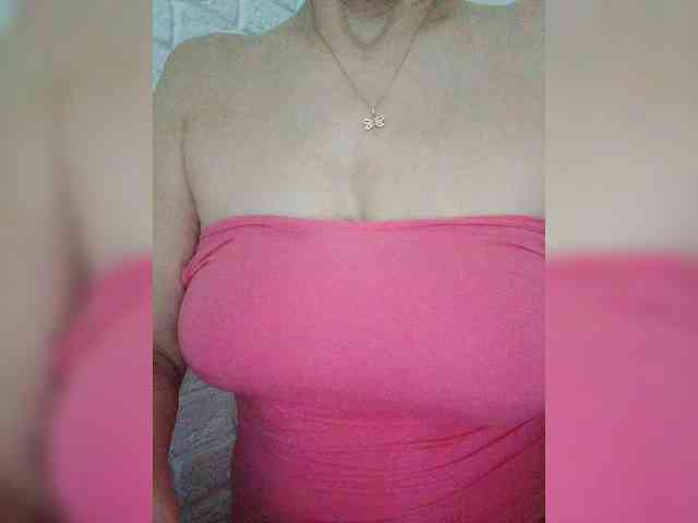 Tata42 Live Webcam on BongaCams