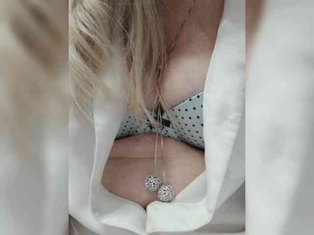 Tata42 Live Webcam on BongaCams