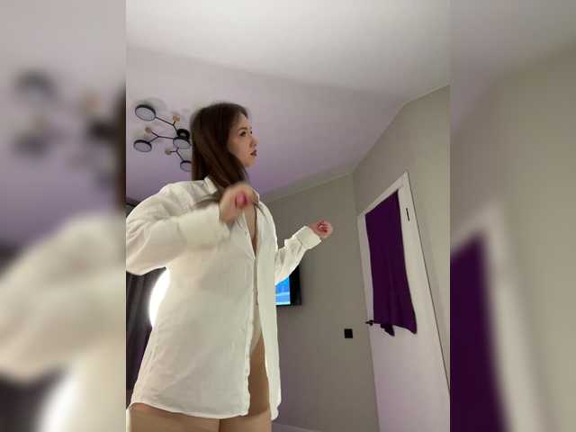 OlivkaVif's BongaCams show and profile