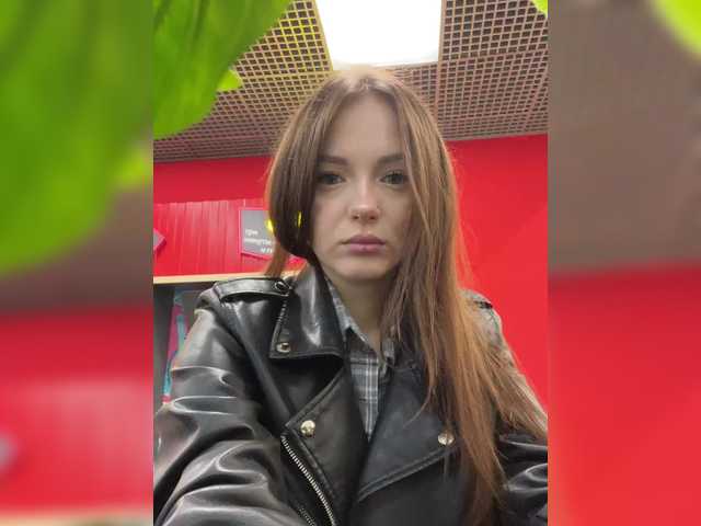 OlivkaVif's BongaCams show and profile