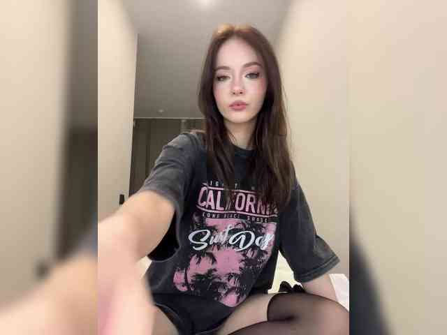 live strip chat OlivkaVif