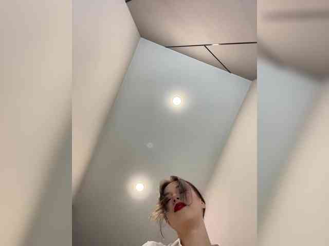 OlivkaVif webcam