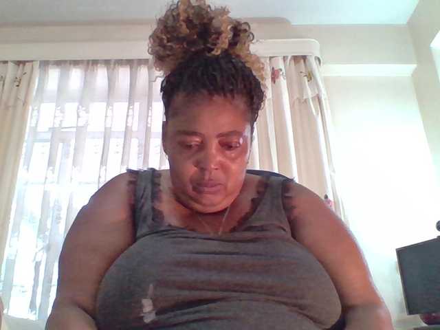 pussylips53's BongaCams show and profile