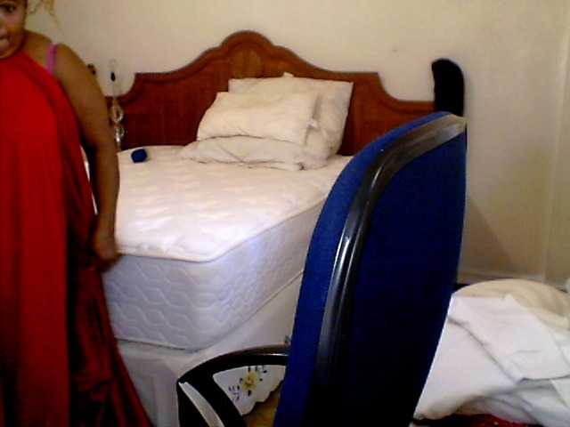 pussylips53's BongaCams show and profile