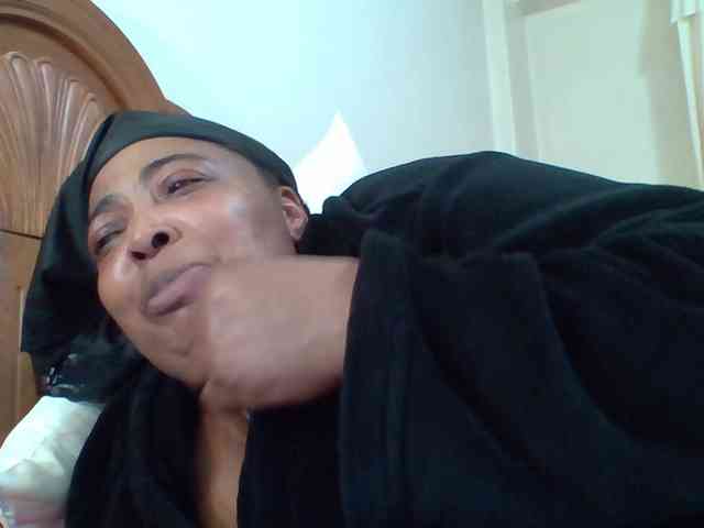 pussylips53 webcam
