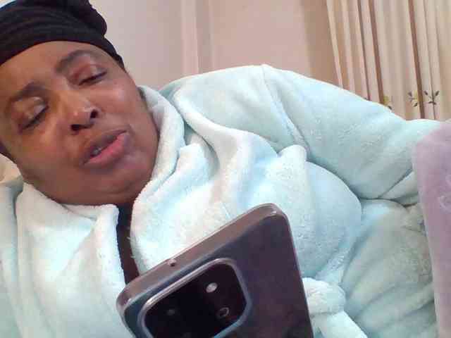 pussylips53 webcam