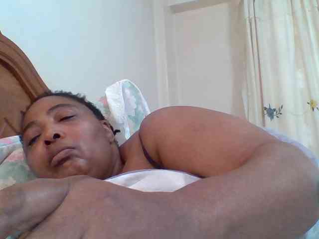pussylips53 webcam