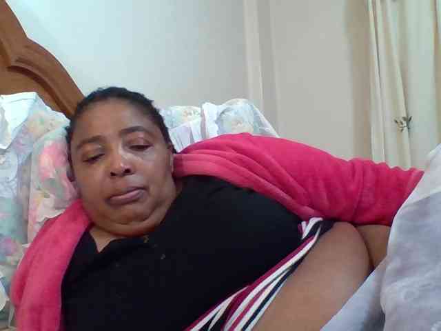 pussylips53 webcam