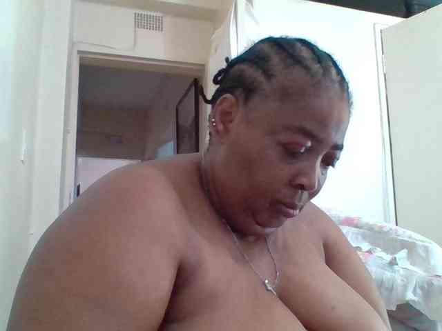 pussylips53 webcam