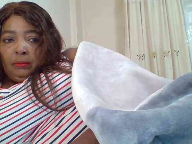 pussylips53 webcam
