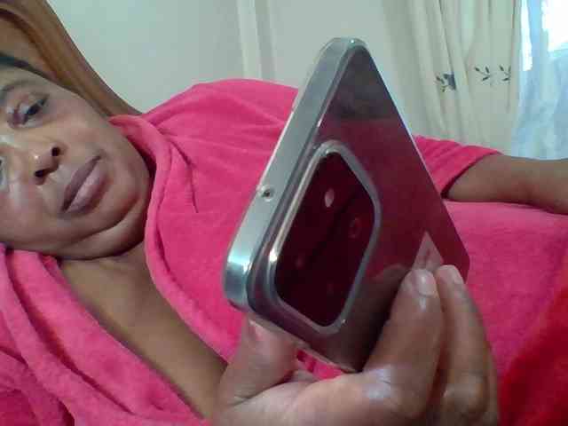 pussylips53 webcam