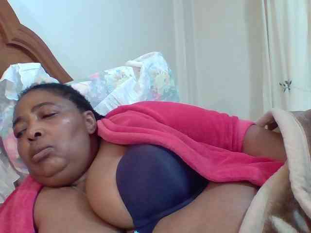 pussylips53 webcam