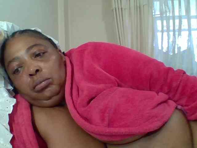 pussylips53 webcam