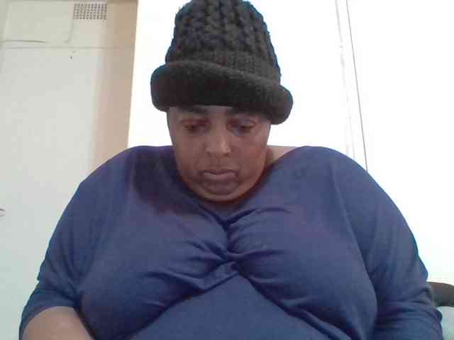 pussylips53 webcam