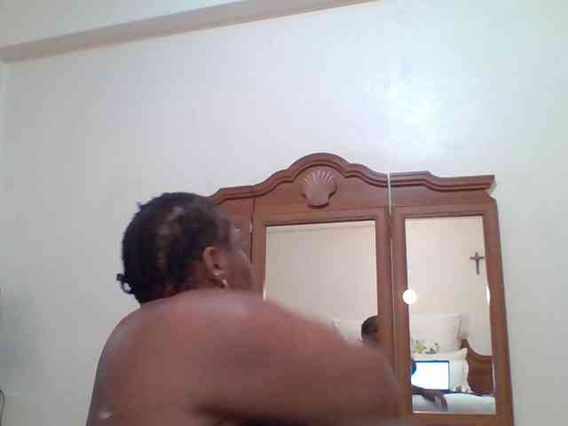 pussylips53 pussylips53