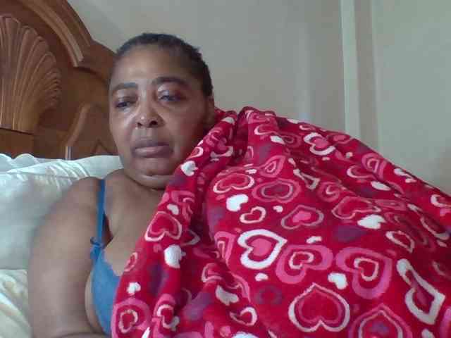 pussylips53 pussylips53