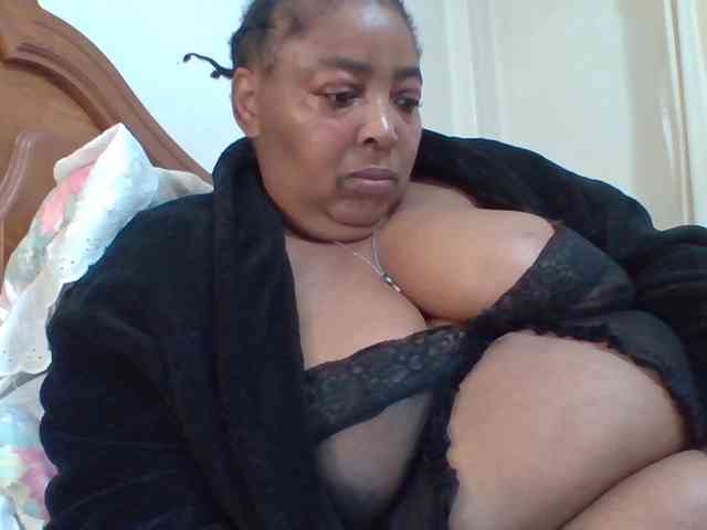 pussylips53 webcam