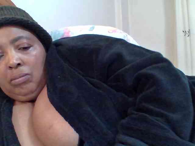 pussylips53 webcam