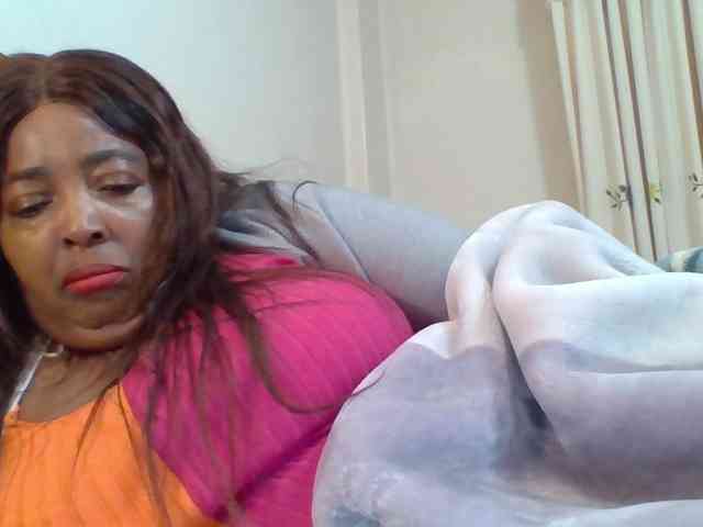 pussylips53 webcam