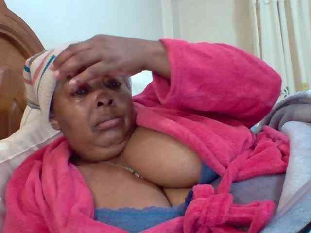 pussylips53 webcam