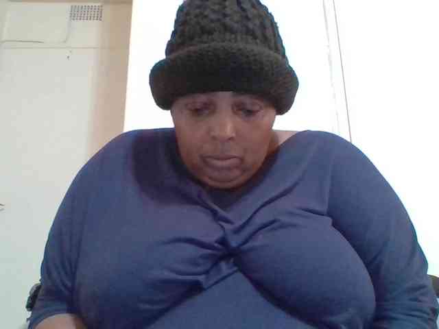 pussylips53 webcam