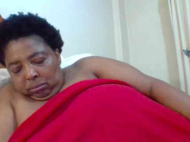 pussylips53 Live Webcam on BongaCams