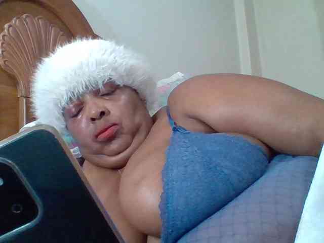 pussylips53 webcam