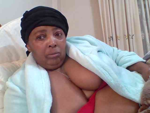 pussylips53 webcam