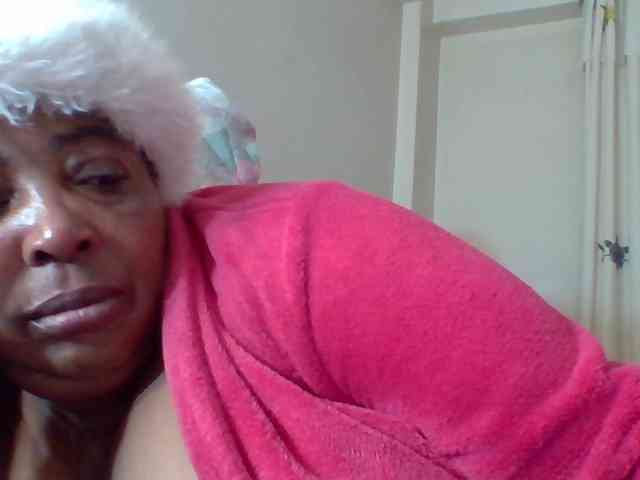 pussylips53 webcam
