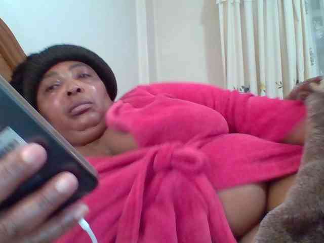 pussylips53 webcam