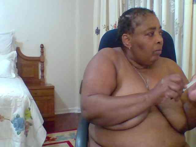 pussylips53 pussylips53