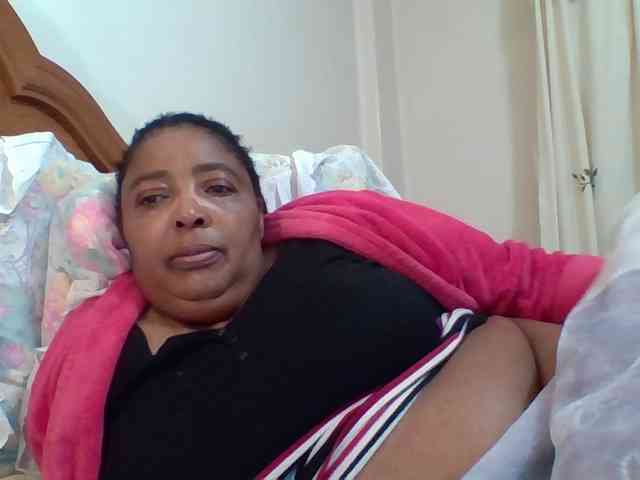 pussylips53 webcam