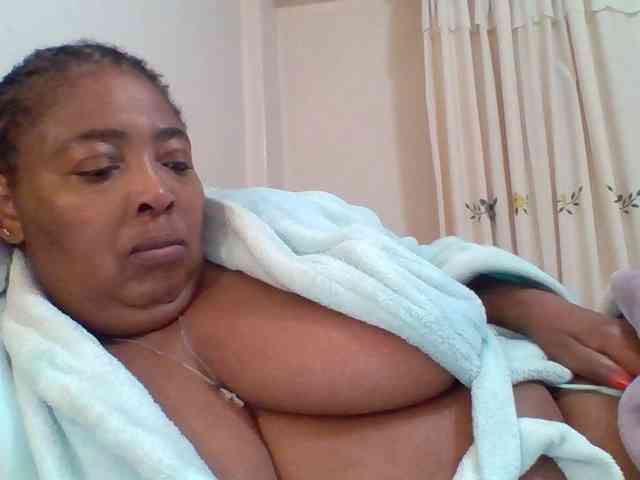pussylips53 webcam