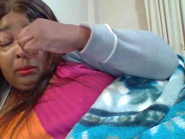 pussylips53 webcam
