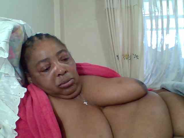 pussylips53 webcam