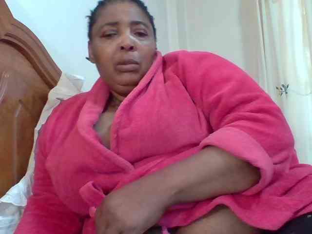 pussylips53 webcam