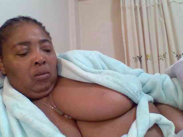 pussylips53 webcam