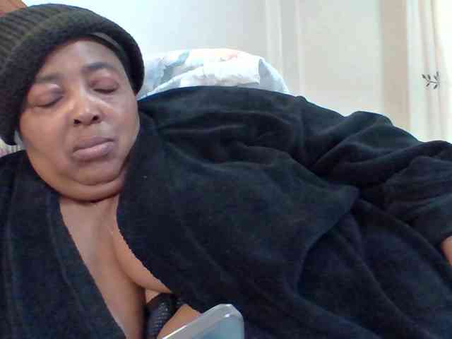 pussylips53 webcam