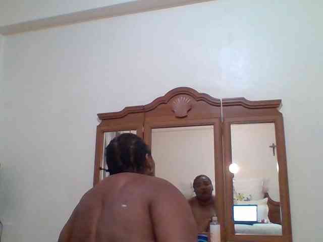 pussylips53 pussylips53