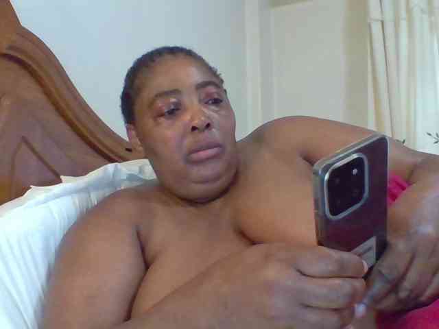 pussylips53 pussylips53