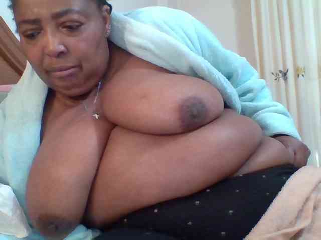 pussylips53 webcam