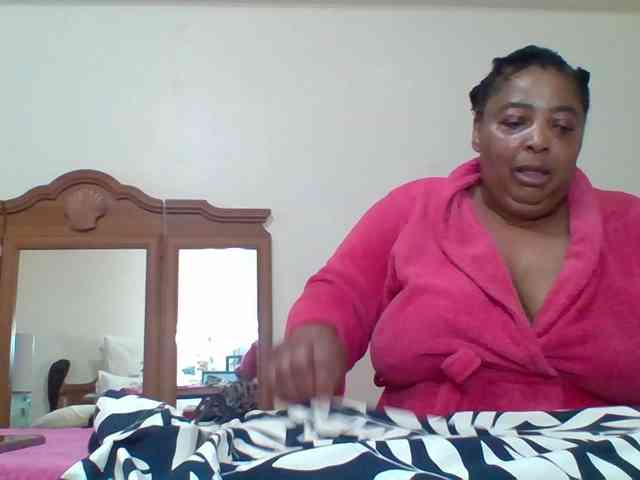 pussylips53 webcam